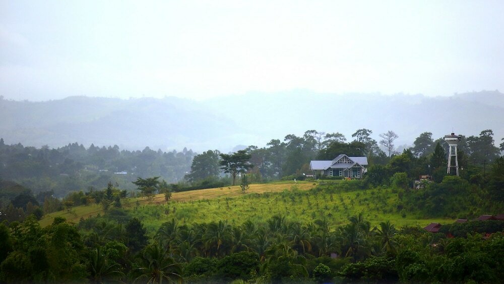 Фото Breeze Hill Hotel