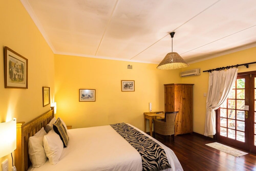 Фото French Lodge International