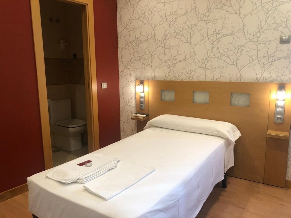 Фото Hostal Abami II