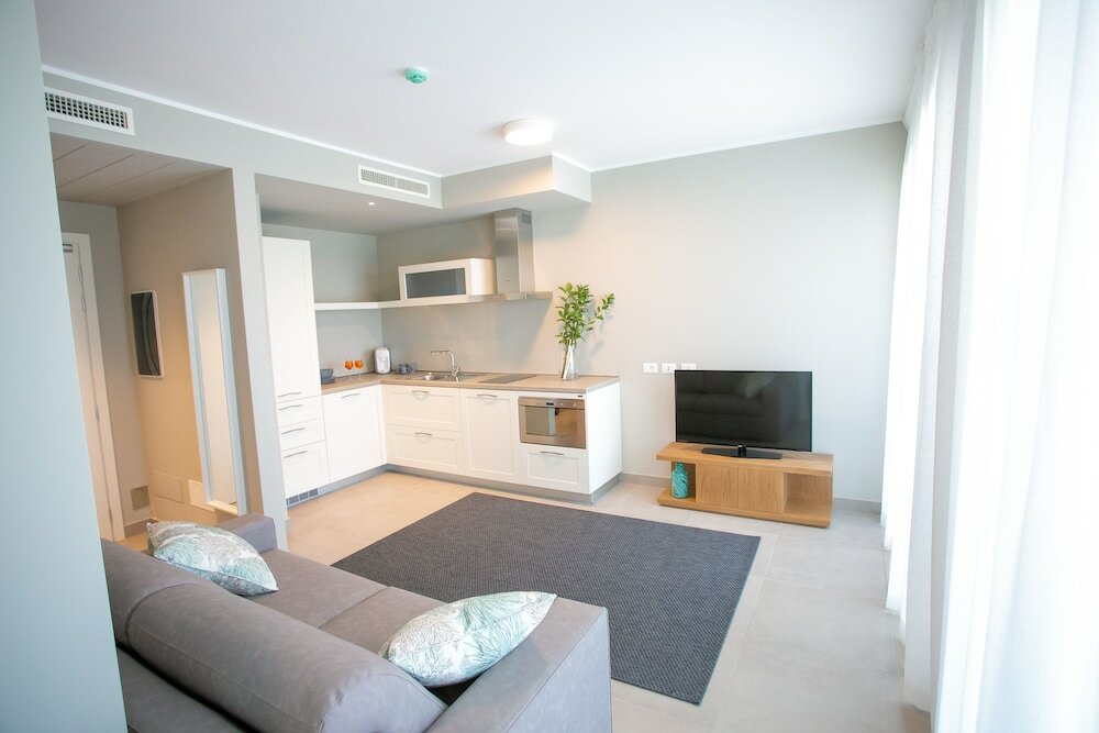 Фото Mosella Suite Hotel