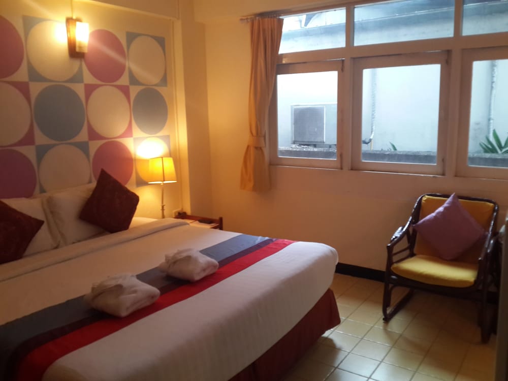 Фото Sawasdee Sukhumvit Inn