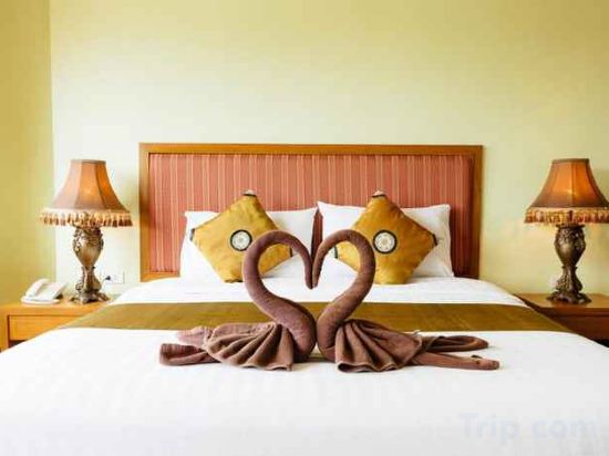 Фото Thipurai Beach Hotel