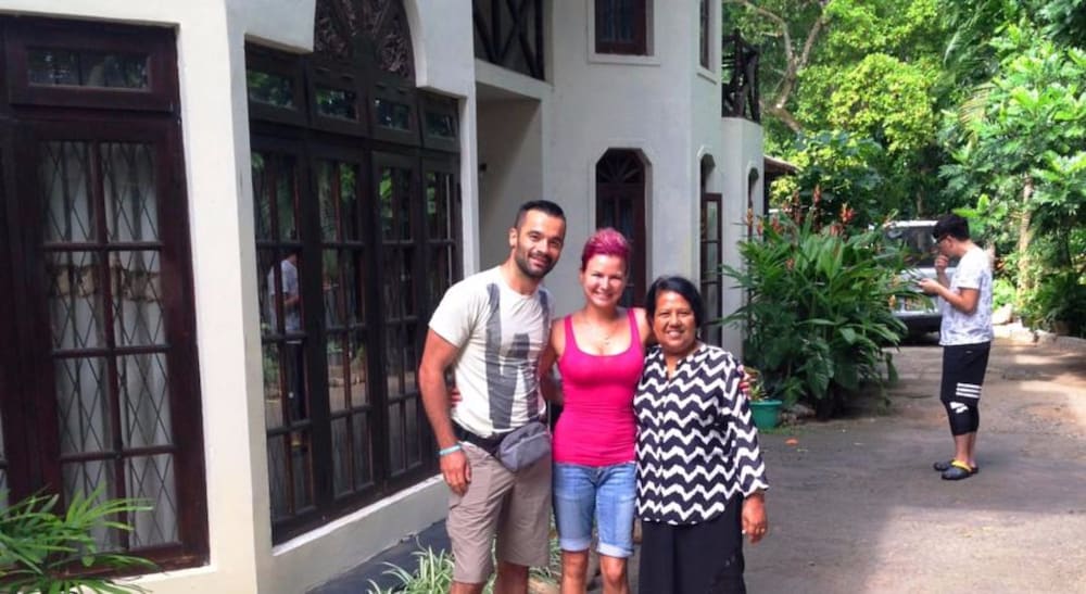 Фото Tree Breeze Inn