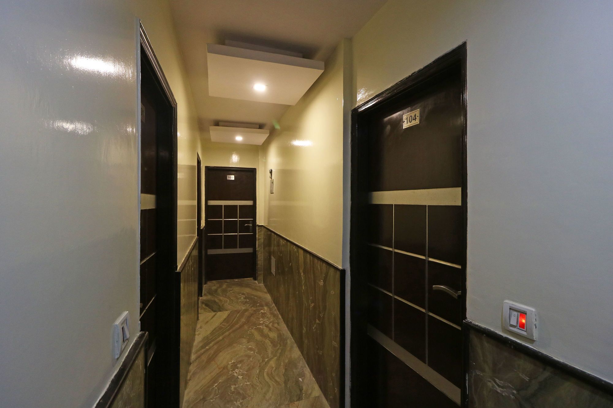 Фото Oyo 5494 Hotel Odeon Continental