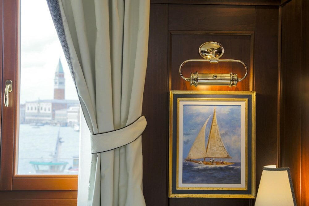 Фото Hotel Bucintoro