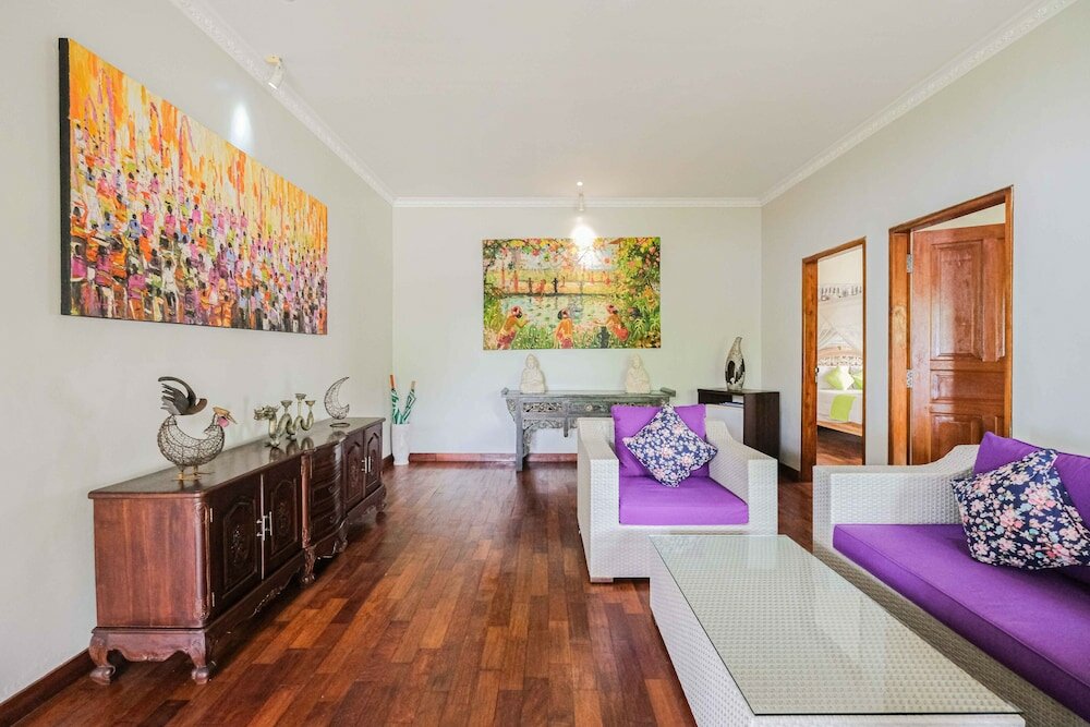 Фото Poinciana Resort Bali