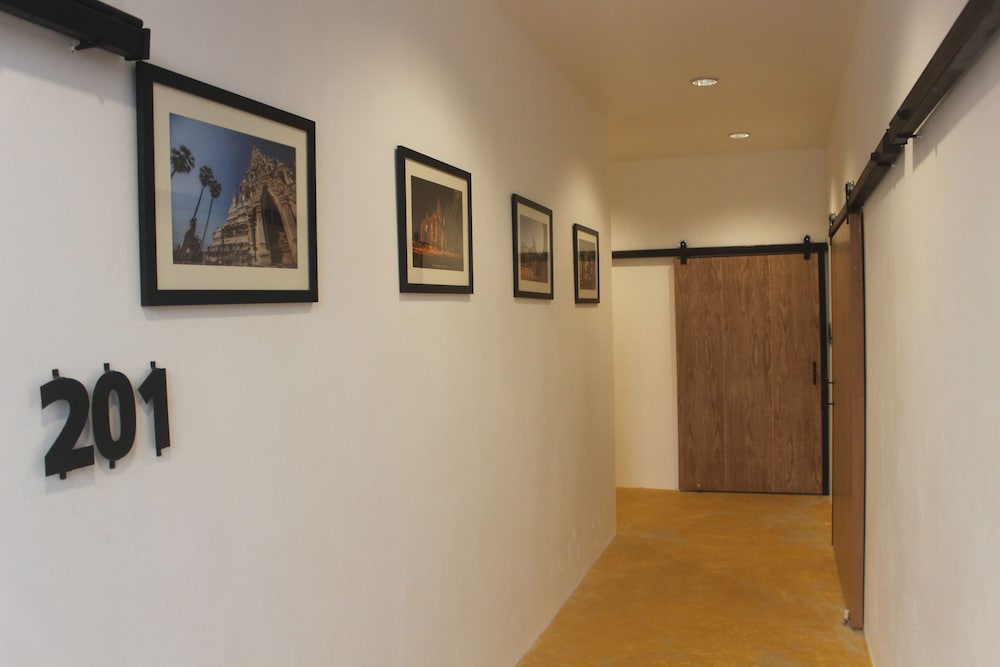 Фото Town Home by The Warehouse Chiang Mai