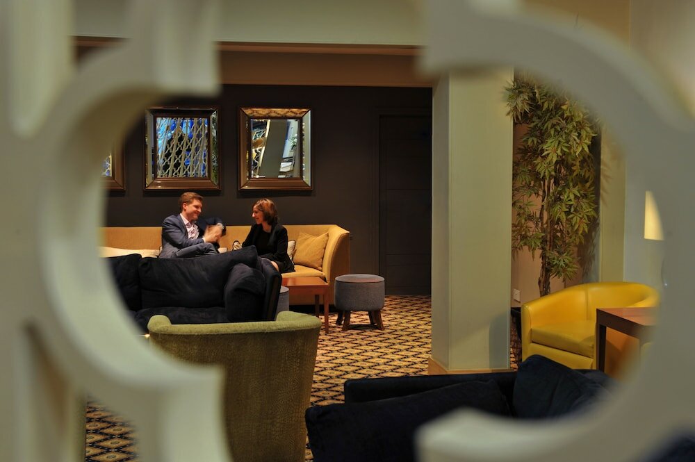 Фото Antoinette Hotel Wimbledon