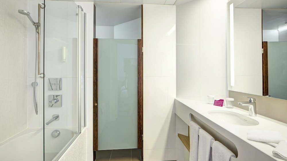 Фото Crowne Plaza Bruges