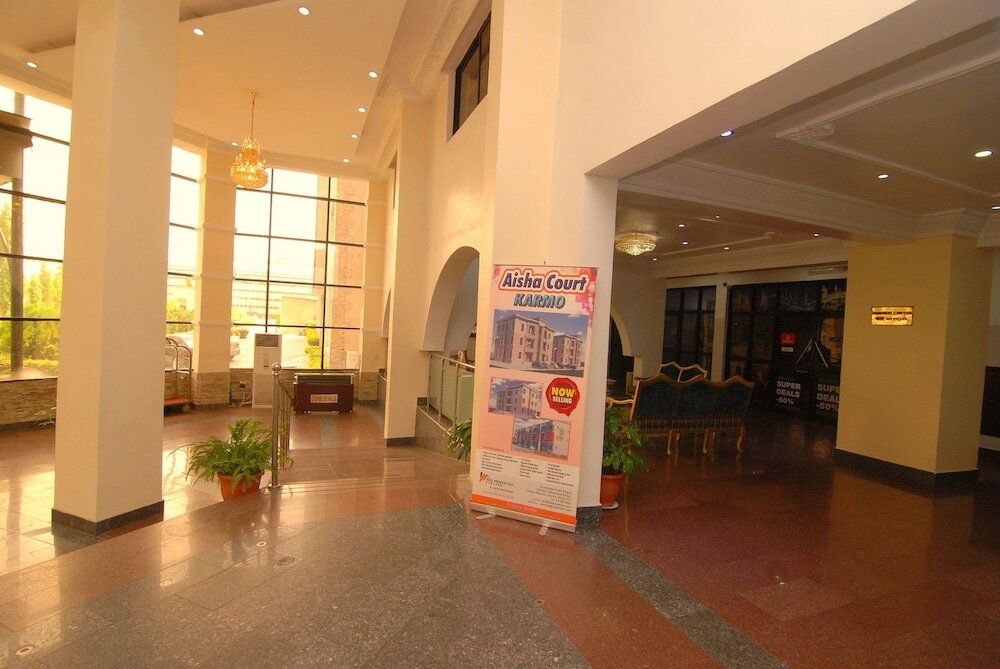 Фото Stonehedge Hotel