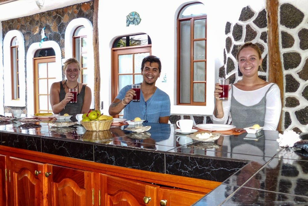 Фото Coloma Galapagos Hostal