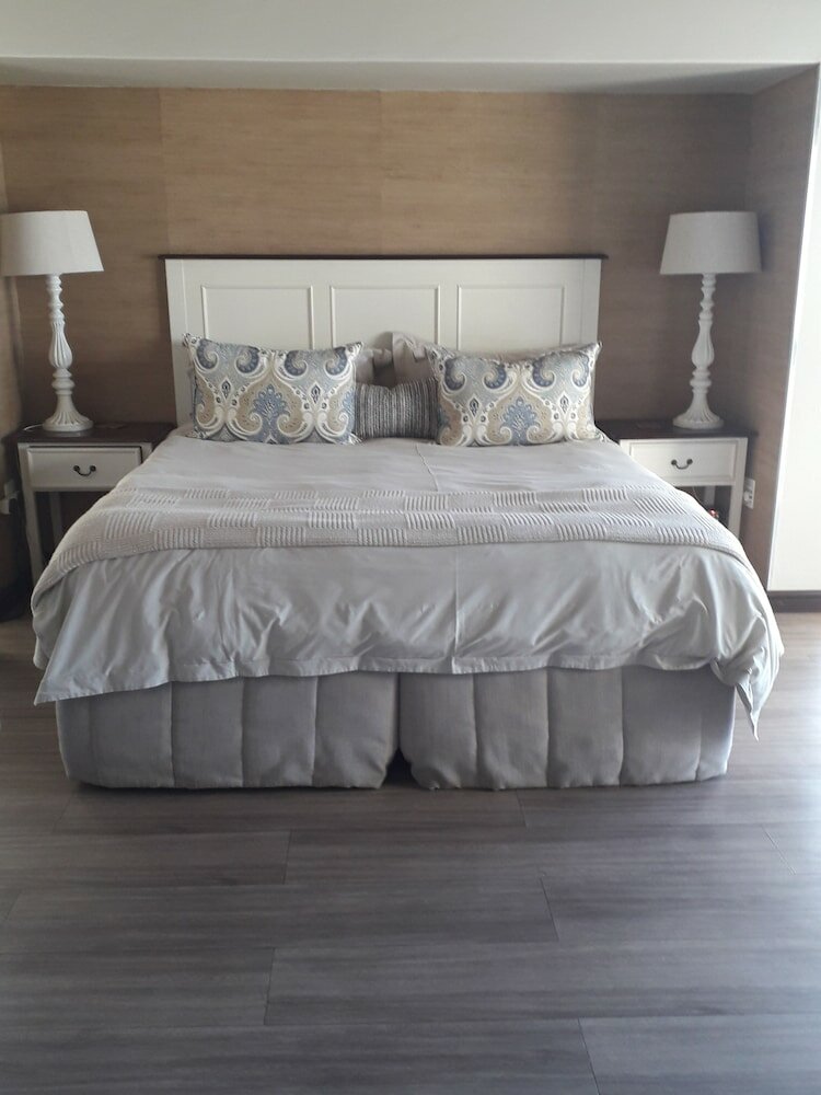 Фото Little Rock Guest House