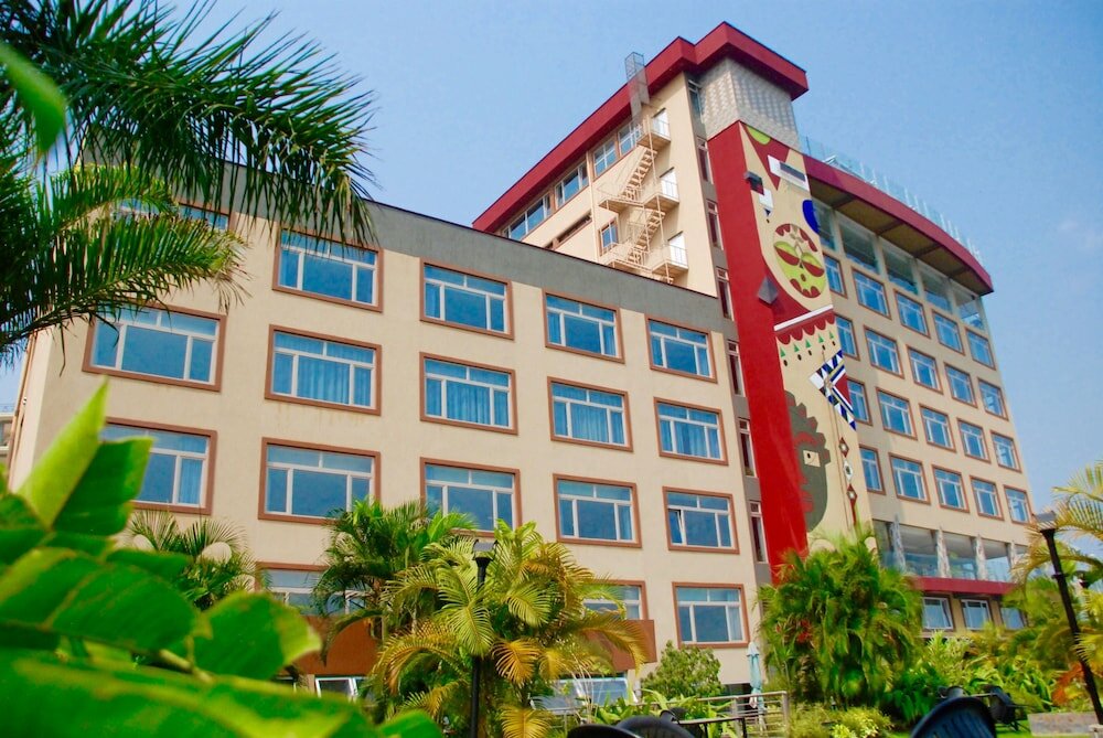 Фото отеля 1