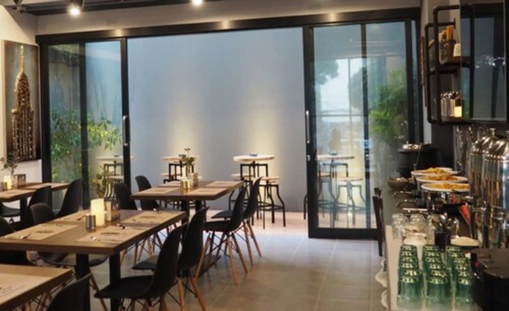 Фото Juno Tanah Abang Jakarta