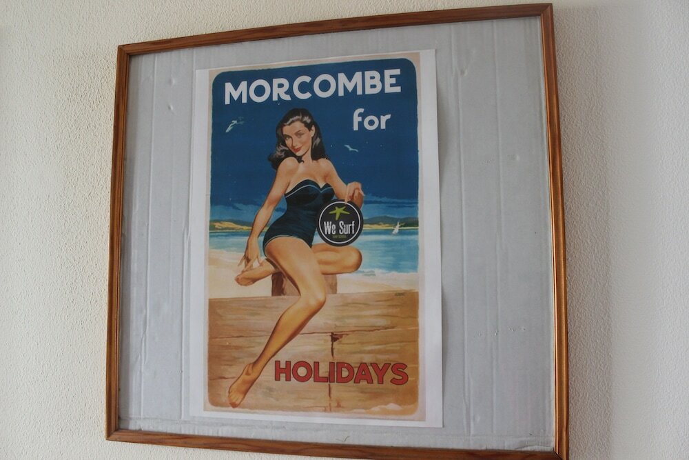 Фото Ericeira Chill Hill Hostel & Private Rooms - Peach Garden