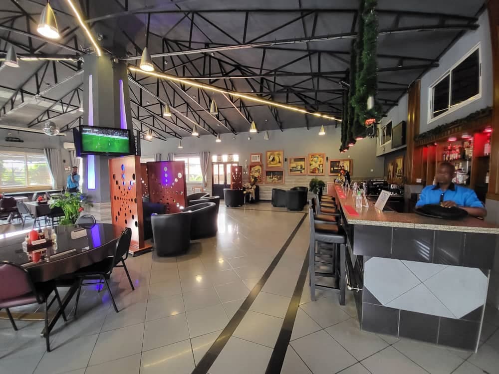 Фото Carliza Hotel Apapa