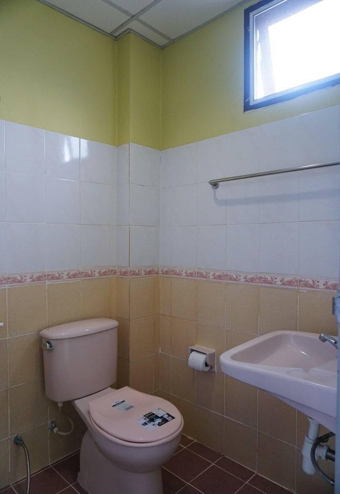 Фото Phoemphoon 2 Hotel