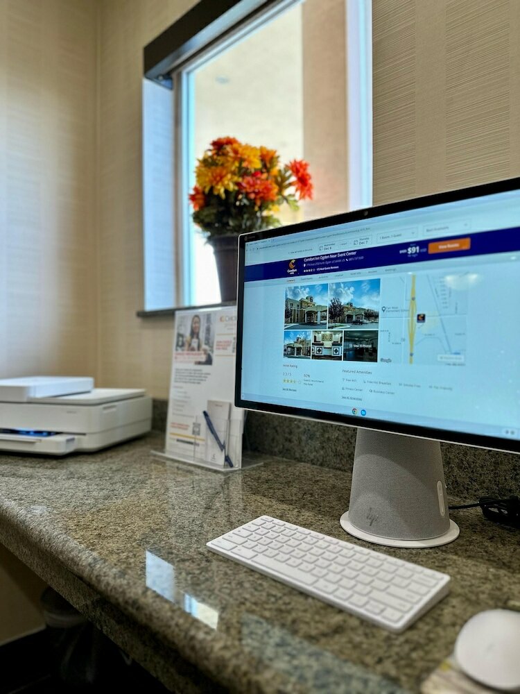 Фото Comfort Inn Ogden near Event Center