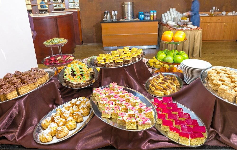 Фото Ani Plaza Hotel