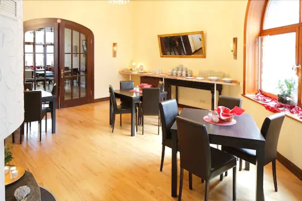 Фото Hotel Avalon