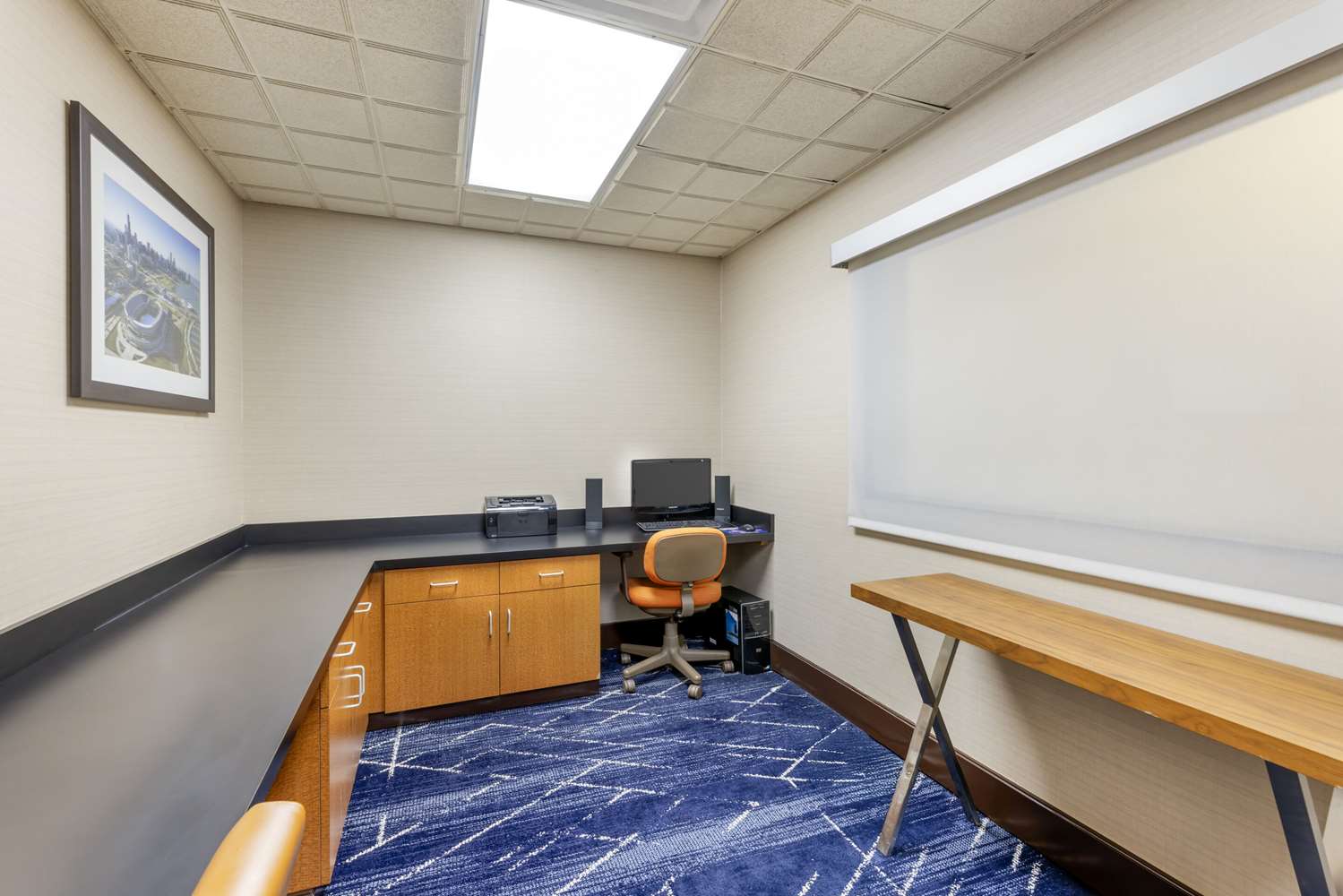 Фото Comfort Inn & Suites Arlington Heights - Schaumburg