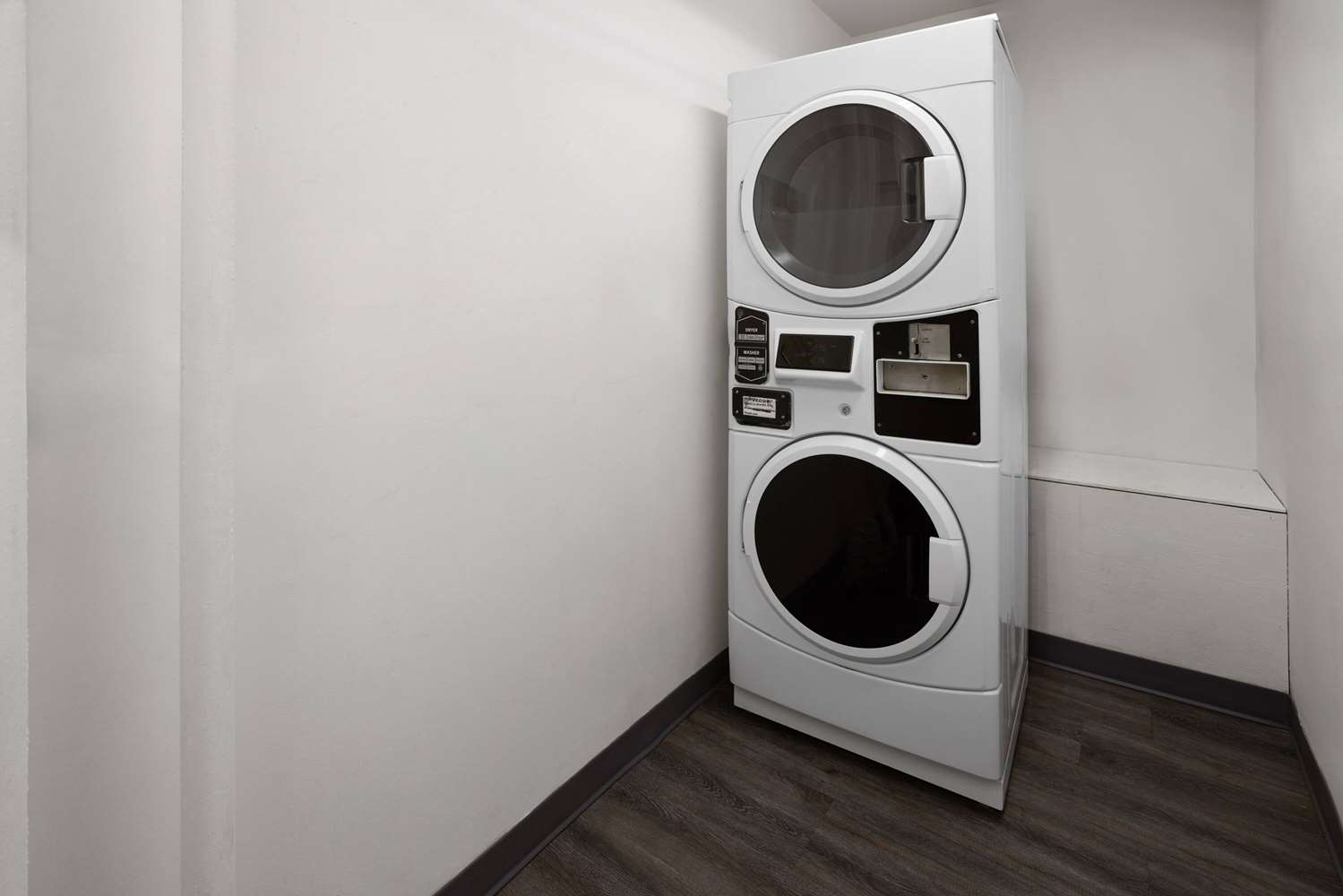 Фото Microtel Inn by Wyndham Raleigh Durham Airport