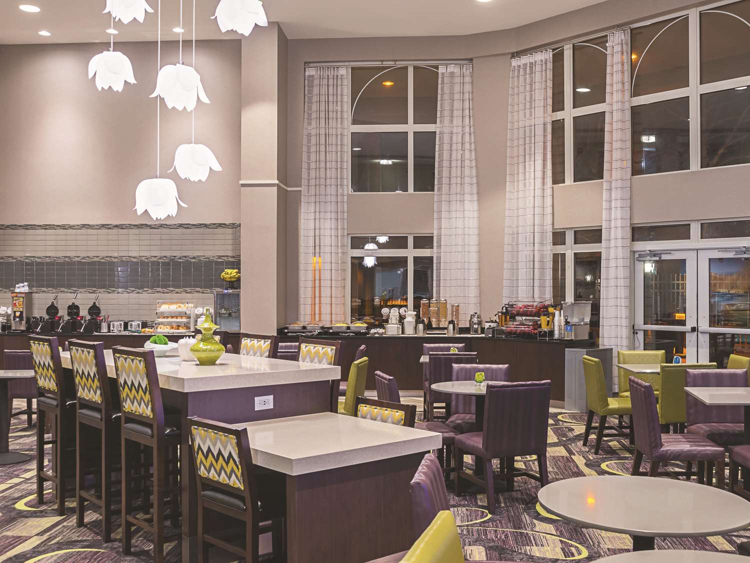 Фото La Quinta Inn & Suites by Wyndham Flagstaff