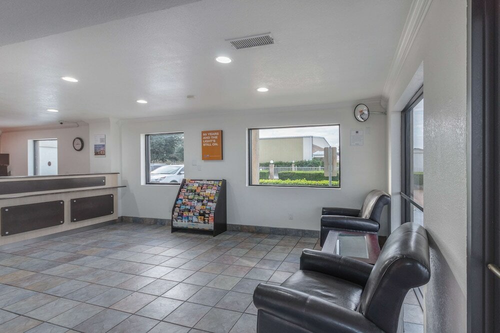 Фото Motel 6 Lancaster, Tx - DeSoto - Lancaster