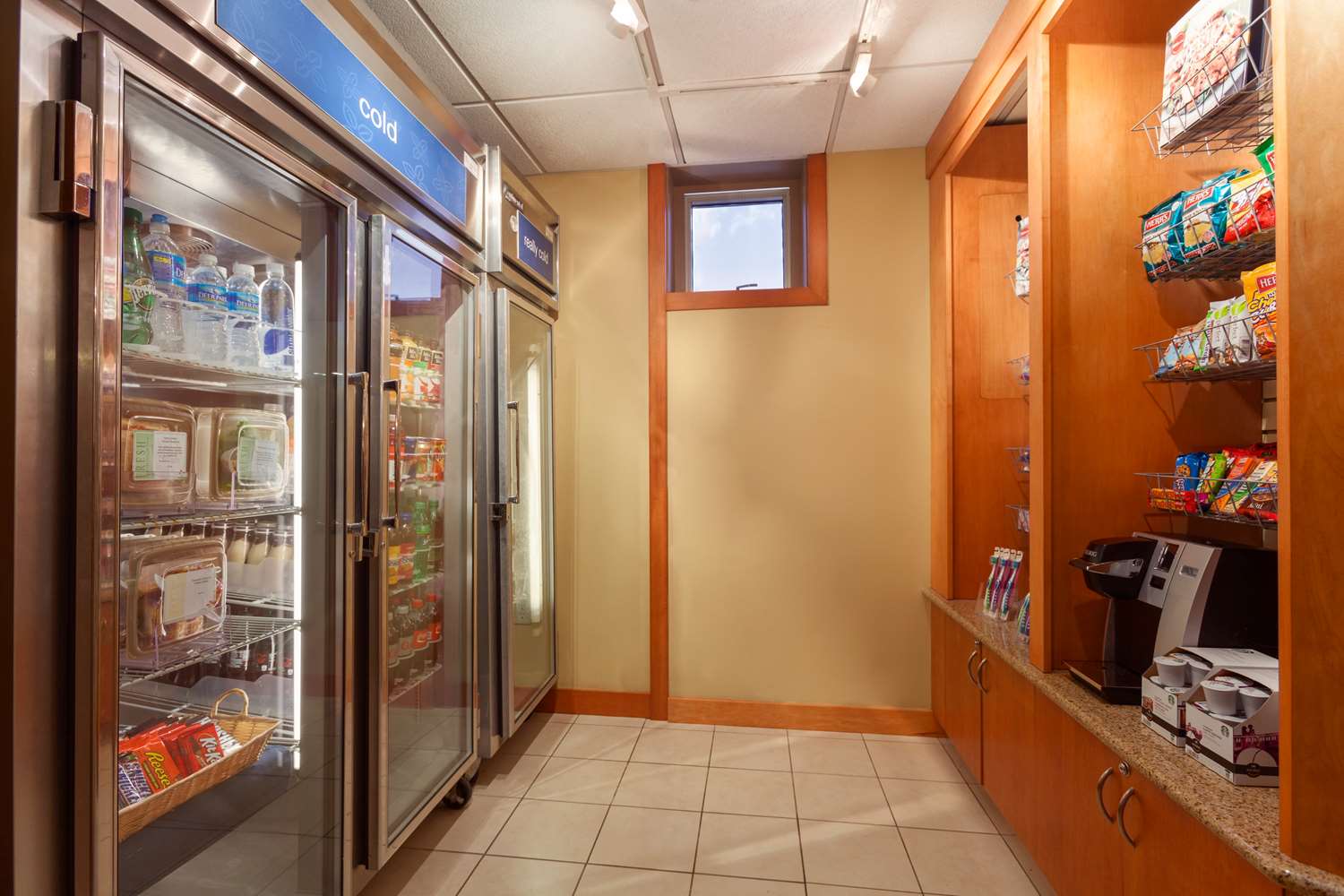 Фото Hilton Garden Inn Lancaster