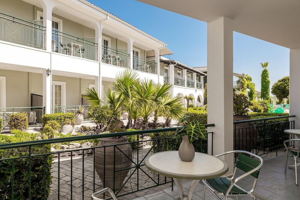 Фото Sofia's Hotel