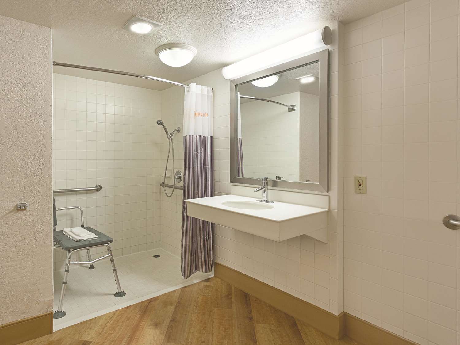 Фото La Quinta Inn by Wyndham San Diego Chula Vista