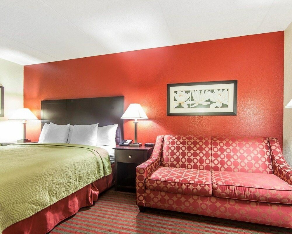 Фото Quality Inn West