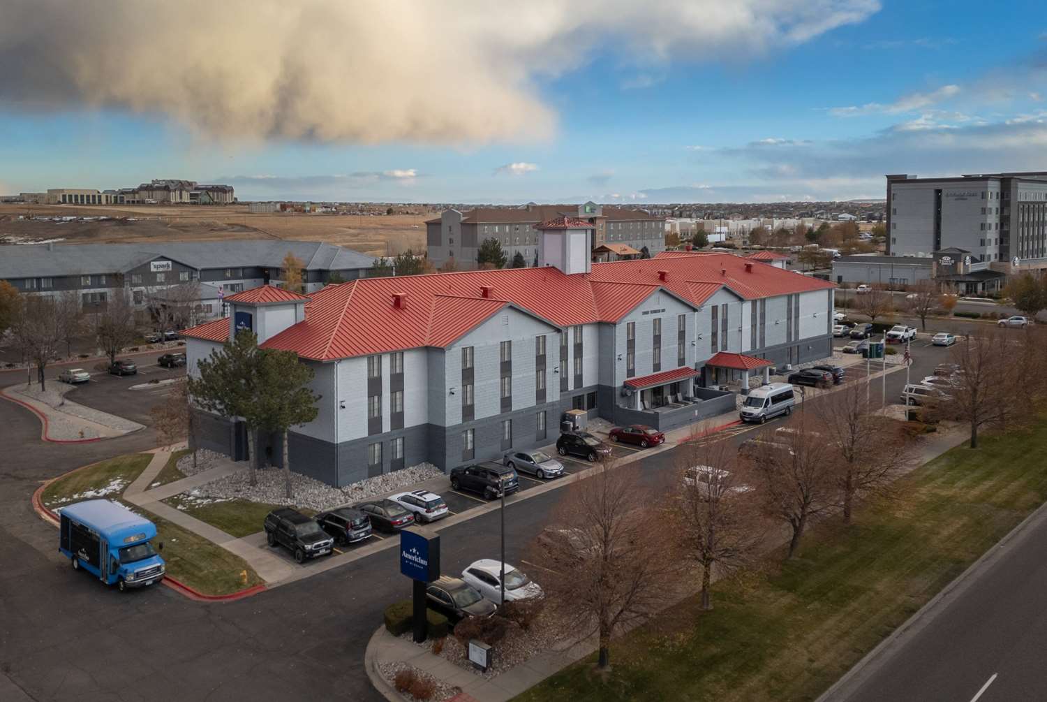 Фото AmericInn by Wyndham Denver Airport