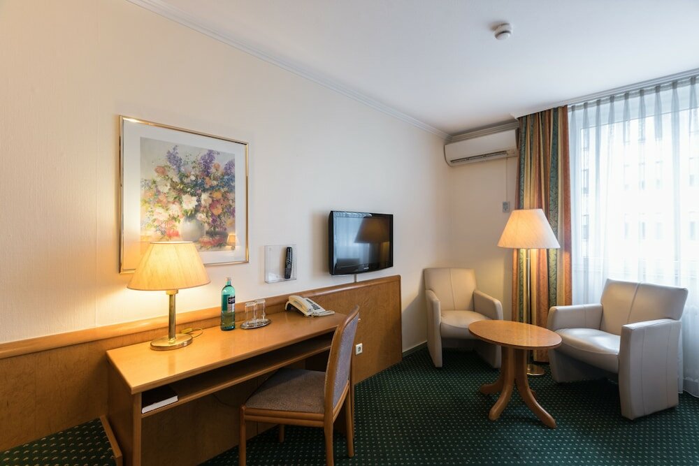 Фото Belmont Classic