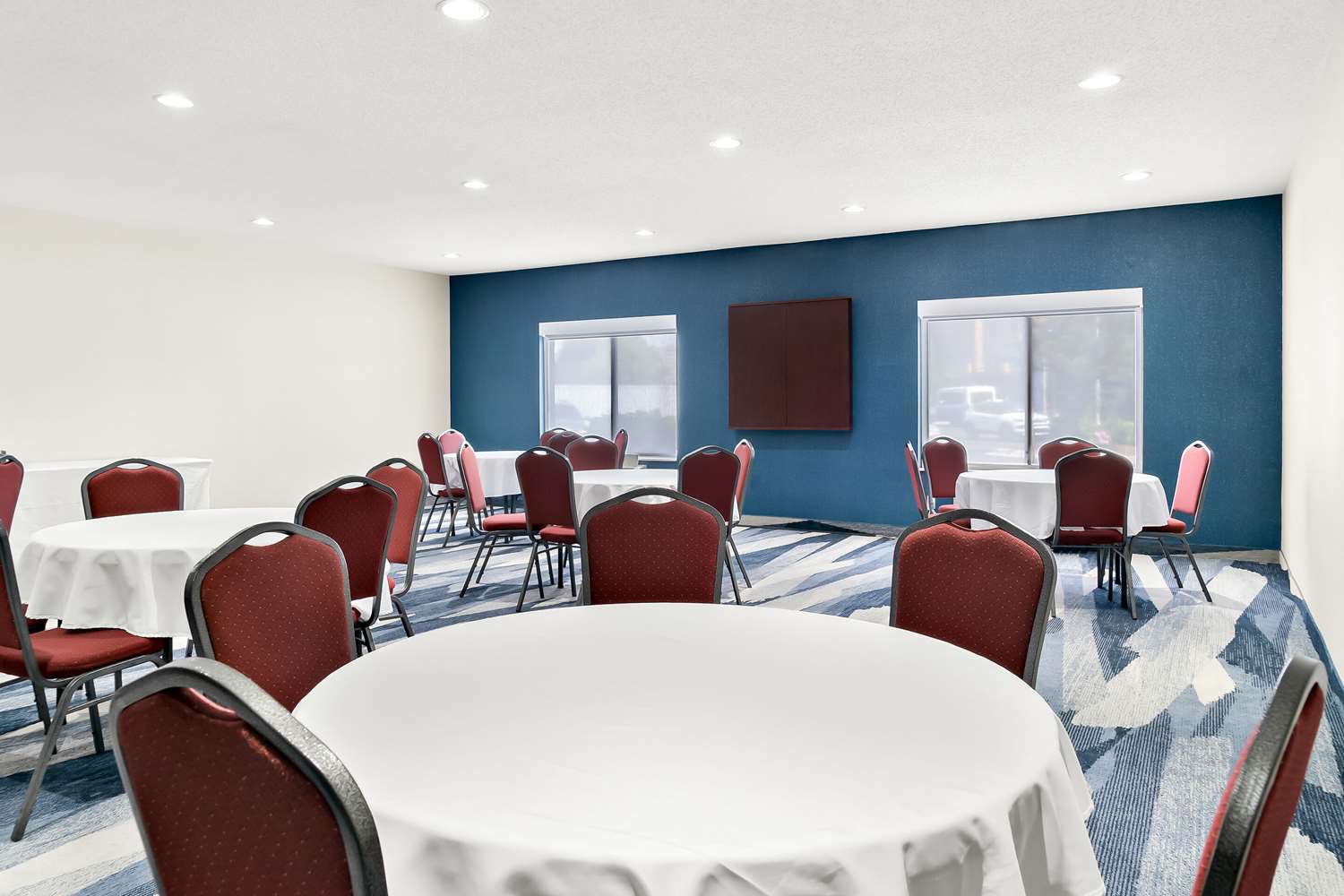 Фото Comfort Suites