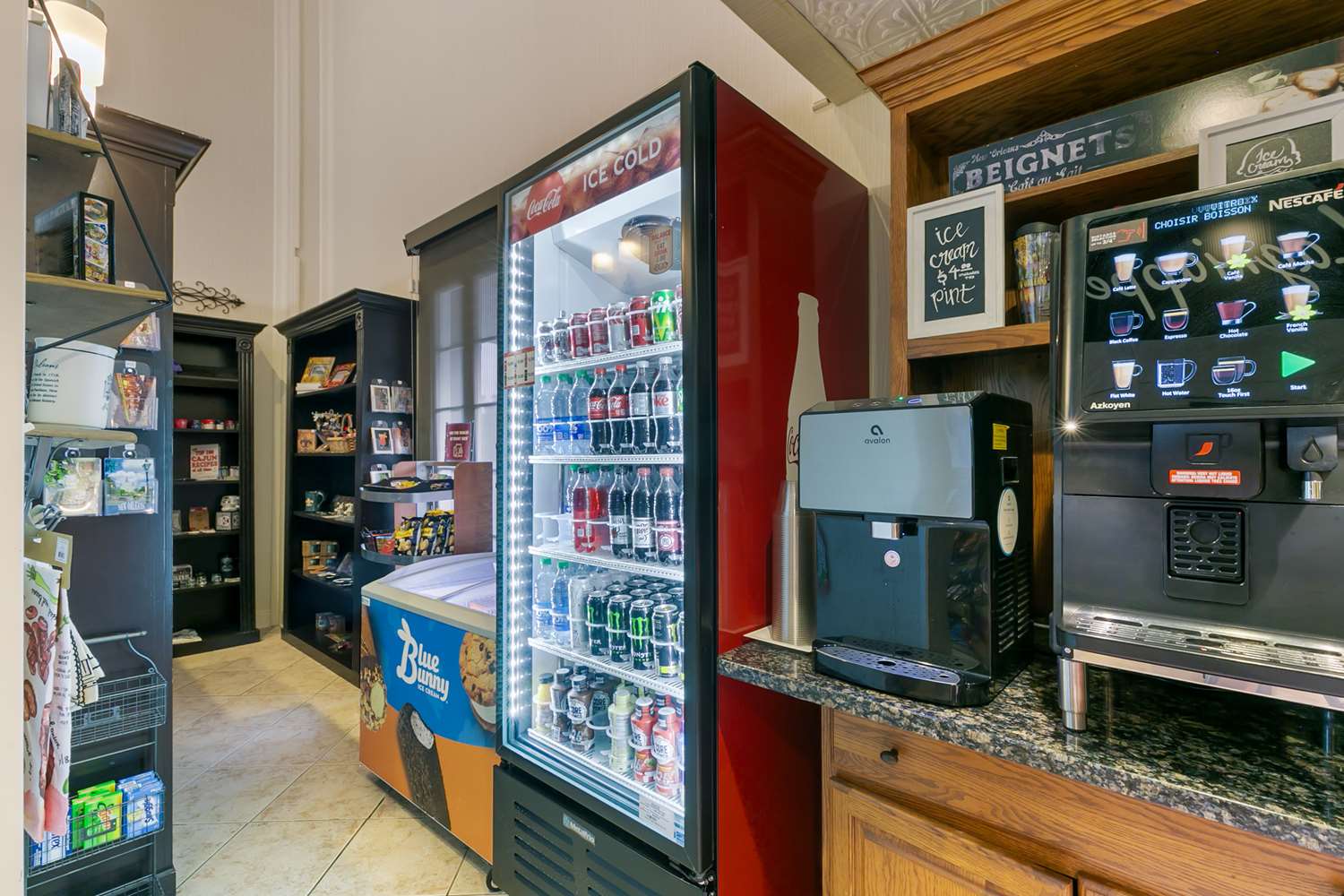 Фото Best Western Plus Westbank