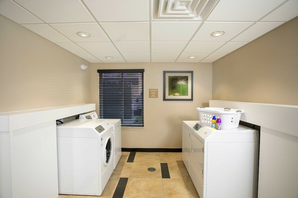Фото Candlewood Suites Jacksonville - Mayport, an Ihg Hotel