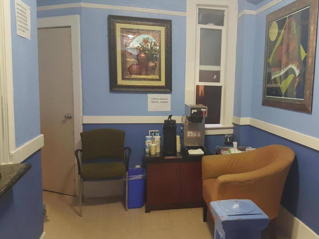 Фото Desmond Hotel