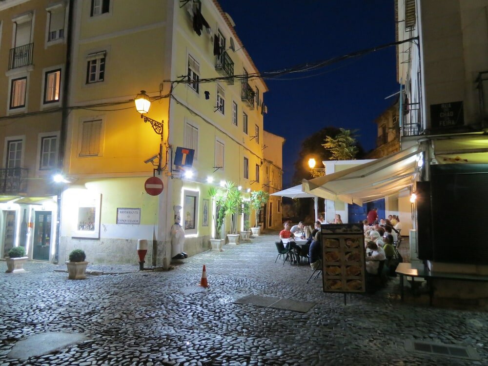 Фото Castle Inn Lisbon
