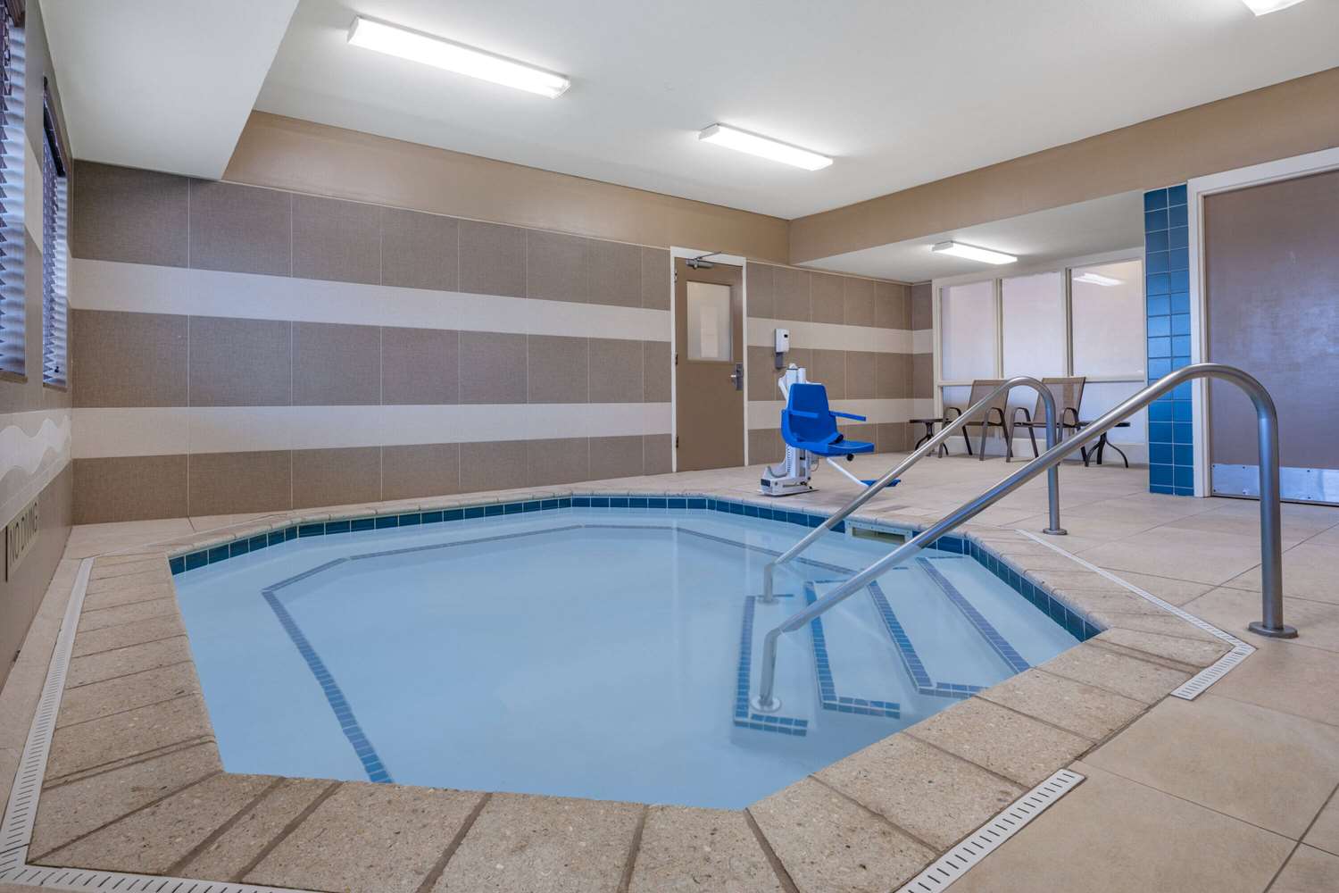 Фото Hawthorn Suites by Wyndham Williston