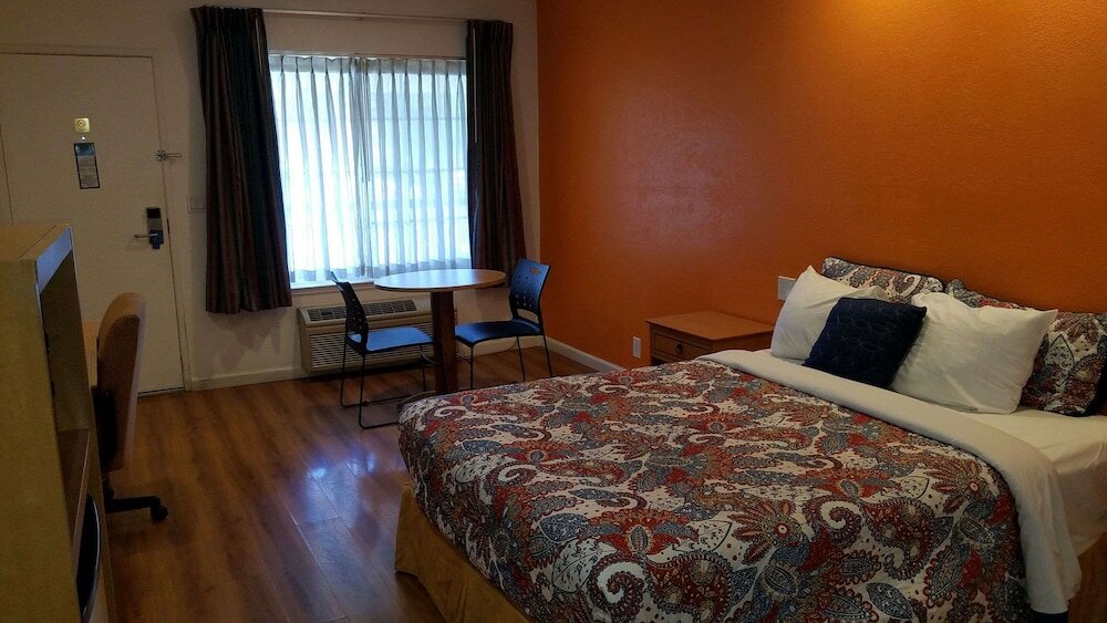 Фото Rodeway Inn