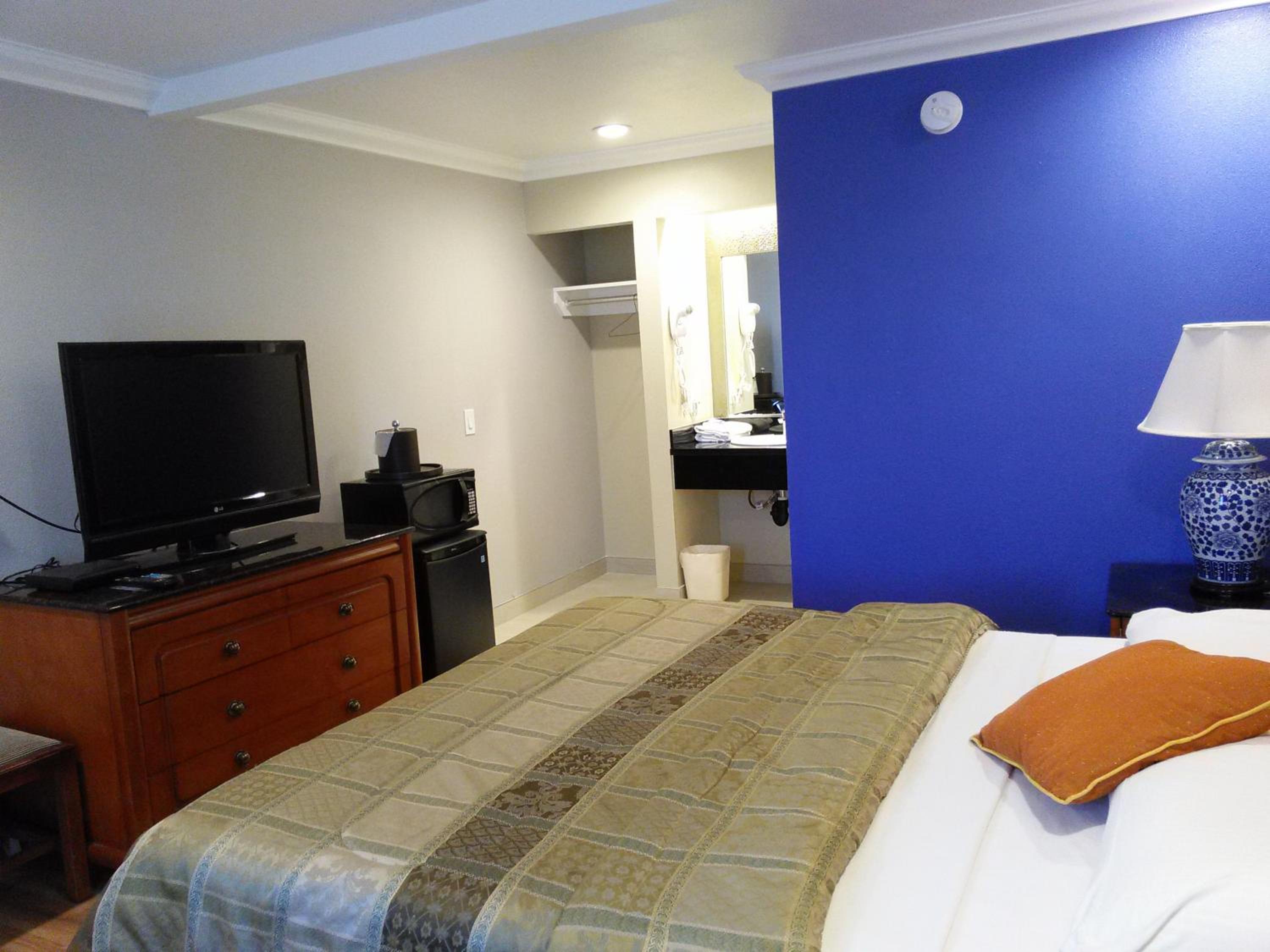 Фото Highlander Motel