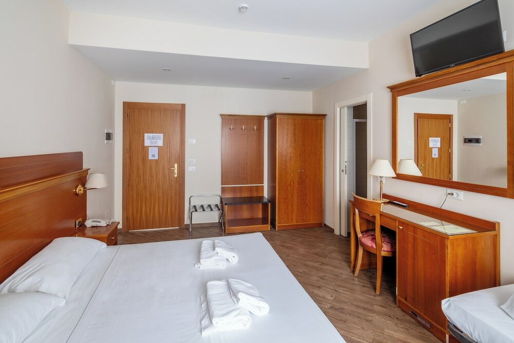 Фото Hotel Excelsior