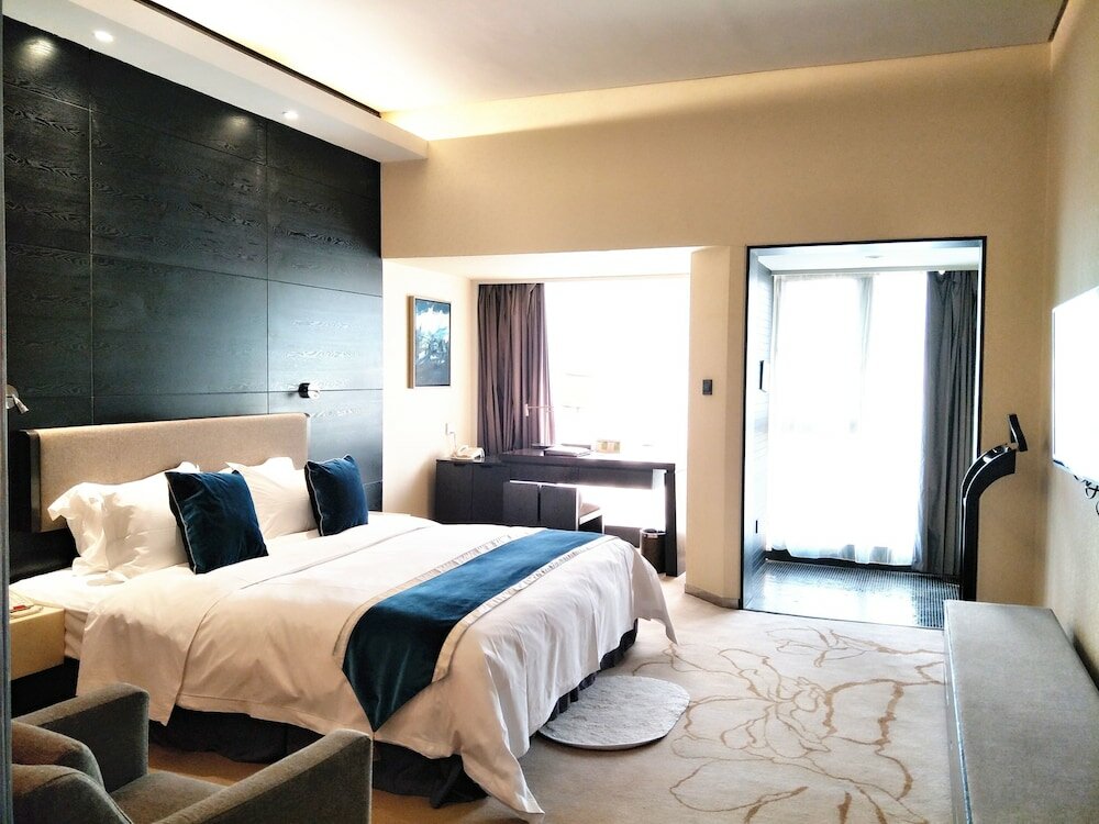 Фото Jasmine International Hotel