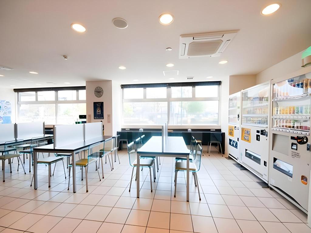 Фото Super Hotel Hofu Ekimae