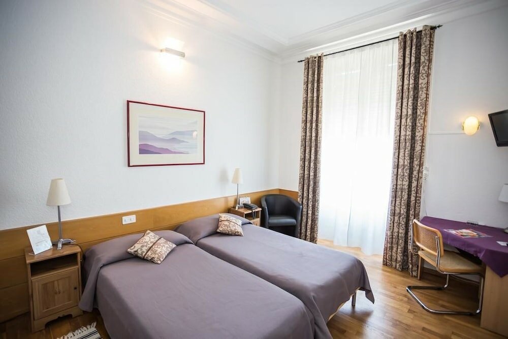 Фото Hotel Des Tourelles