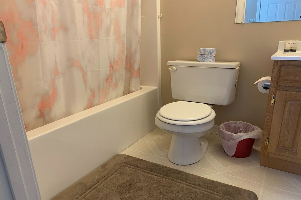 Фото Love Hotels St John River by Oyo at Fort Kent Me