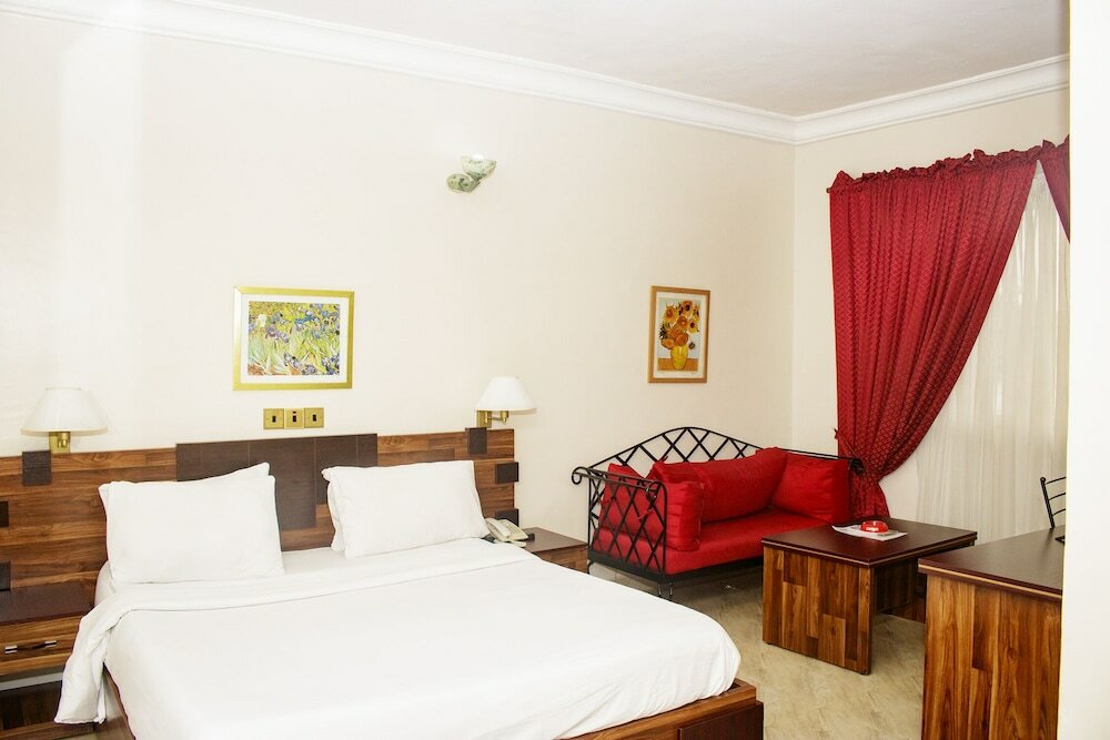 Фото Bougainvillea Hotel