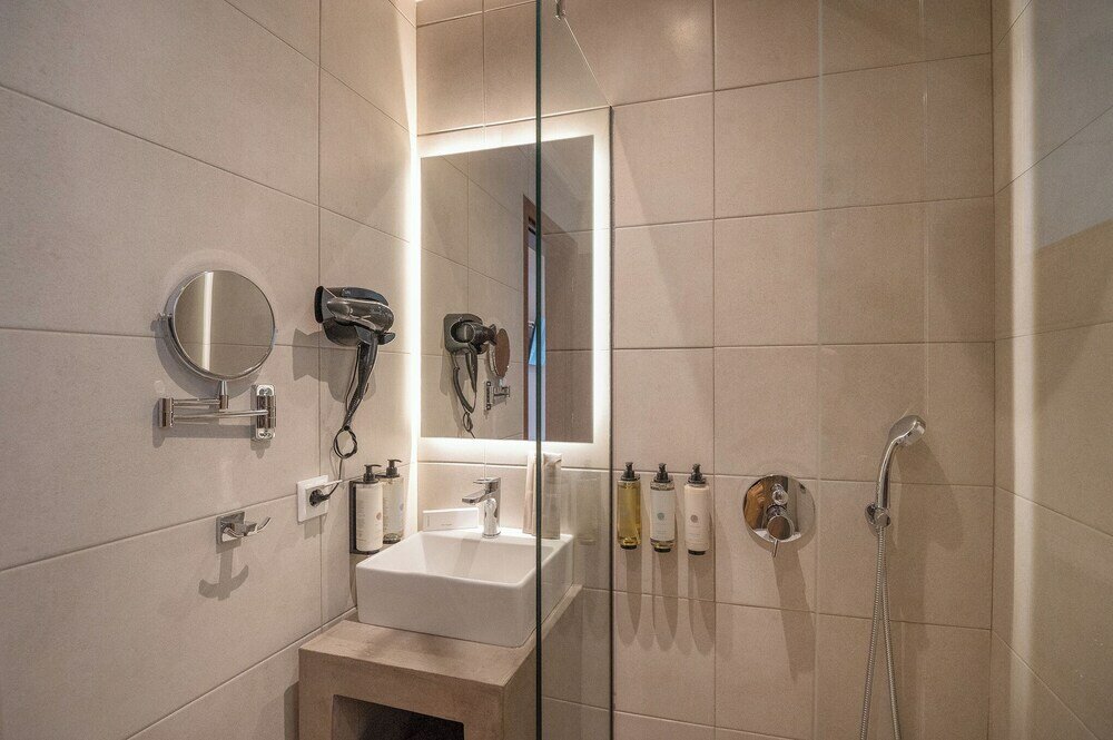 Фото Ira City Hotel