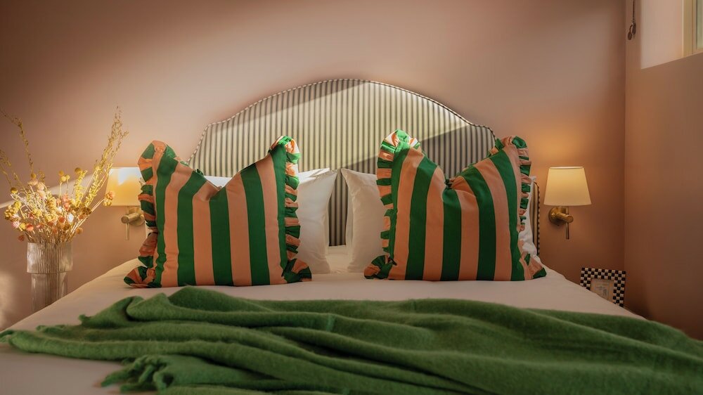 Фото The Trade Boutique Hotel